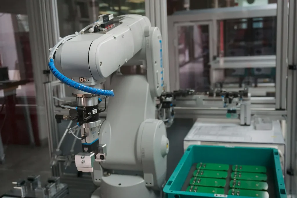 Kolaborativni robot na proizvodnoj liniji